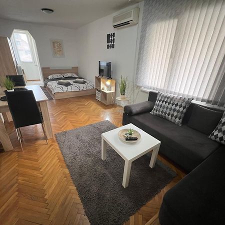 Студио Рози Апартамент Sandanski Exterior foto